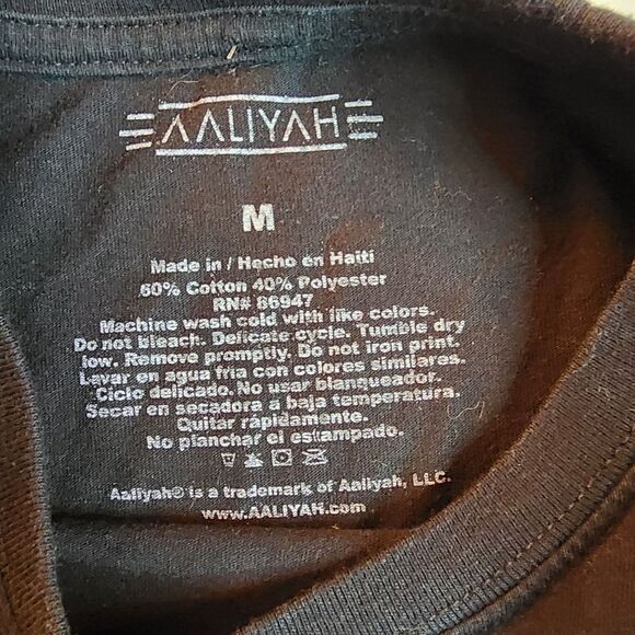 Aaliyah Black Tshirt With Graphics Size Medium - Picture 5 of 6